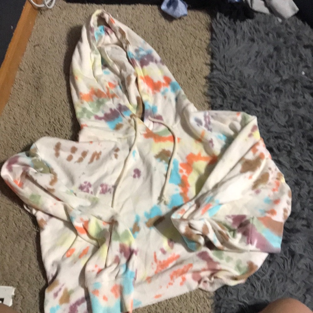 tie dye cropped hoodie